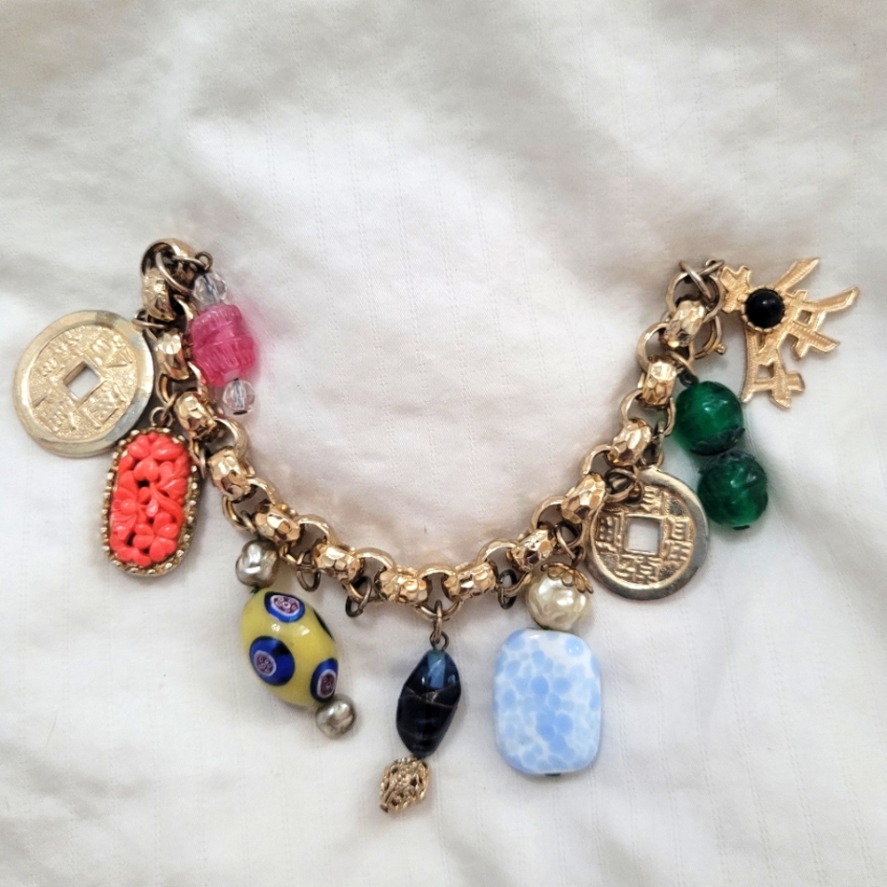 Vintage Kitschy Chunky Chinese Charm Bracelet